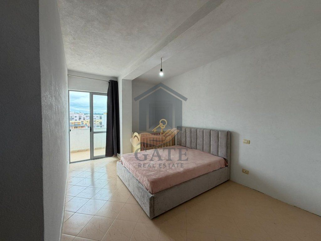 Appartamento 2+1 con 2 balconi in vendita sulla spiaggia, Durrës – vicino all'Hotel Adriatik 🌊
