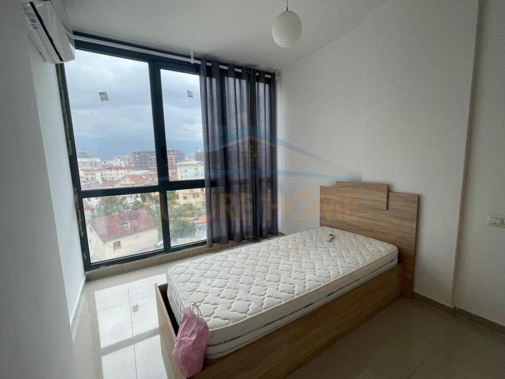 Shitet, Apartament 2+1, "Residenca Alba", 21 Dhjetori.