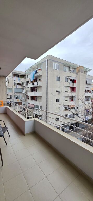 🏠Jepet me qera Apartamenti 2+1+2 📍Kopshti Zologjik , Tirane  📐Siperfaqja 130m2