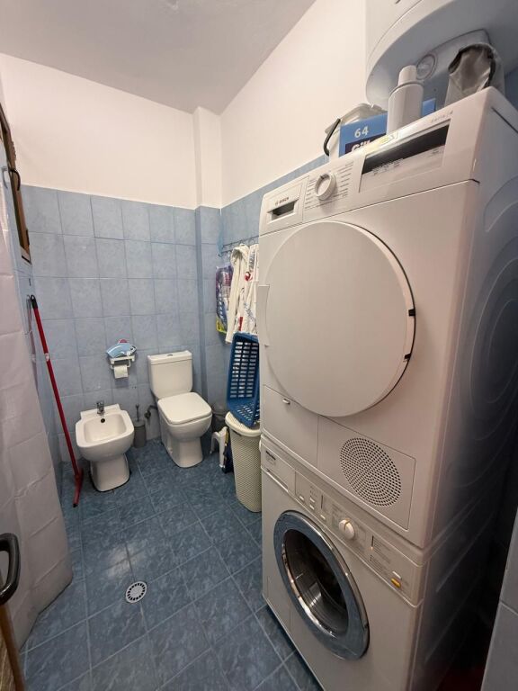 Apartament 1+1 Ne Shitje Prane Pallateve Çabej ,Yzberisht