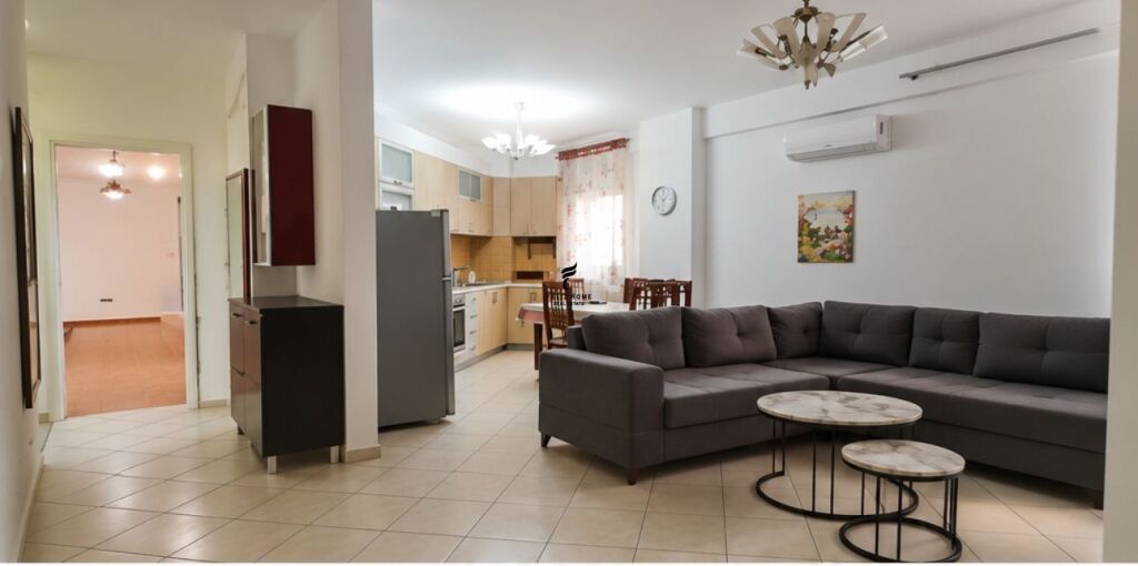 APARTAMENT ME QERA 2+1+2 BLLOK 1.000 EURO FH-73994
