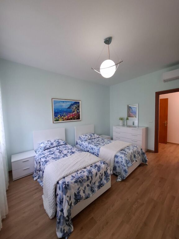 Zoological Garden apartment for rent 2+1+1 parking space