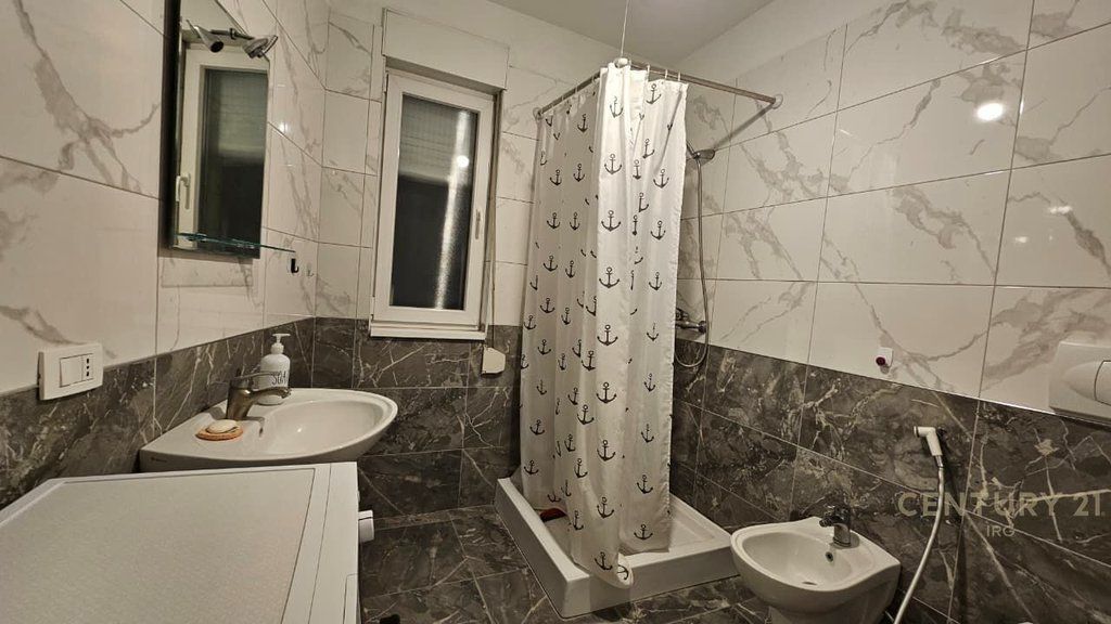 Appartamento 1+1 In Affitto in 21 Dhjetori, Tirana - 550€ | 60 m² 550 € /Mese