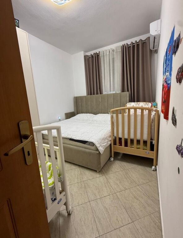 🏡 **Apartament 1+1 në shitje – Kombinat**