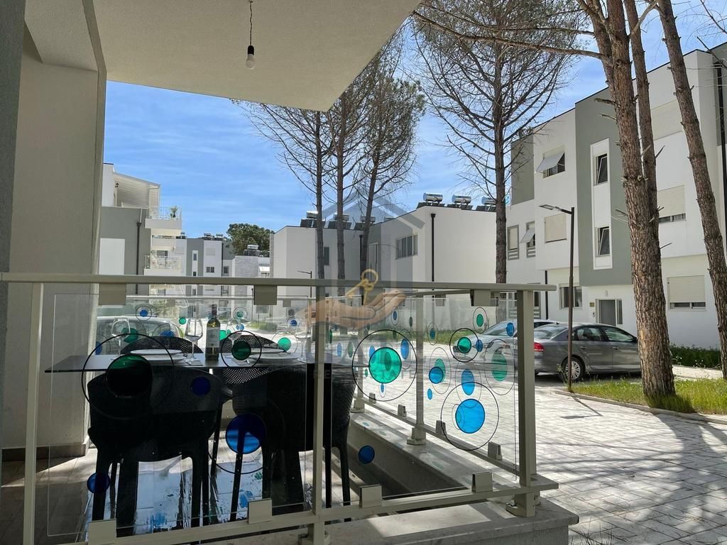 Shitet, Apartament 1+1 në Perla Resort - Gjiri i Lalzit