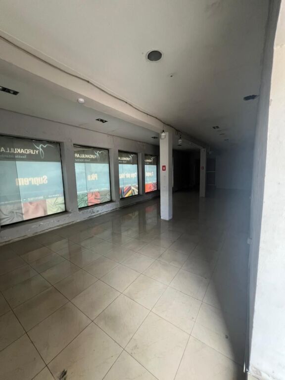 LOCALE COMMERCIALE IN AFFITTO 400M2 MISTO MAME