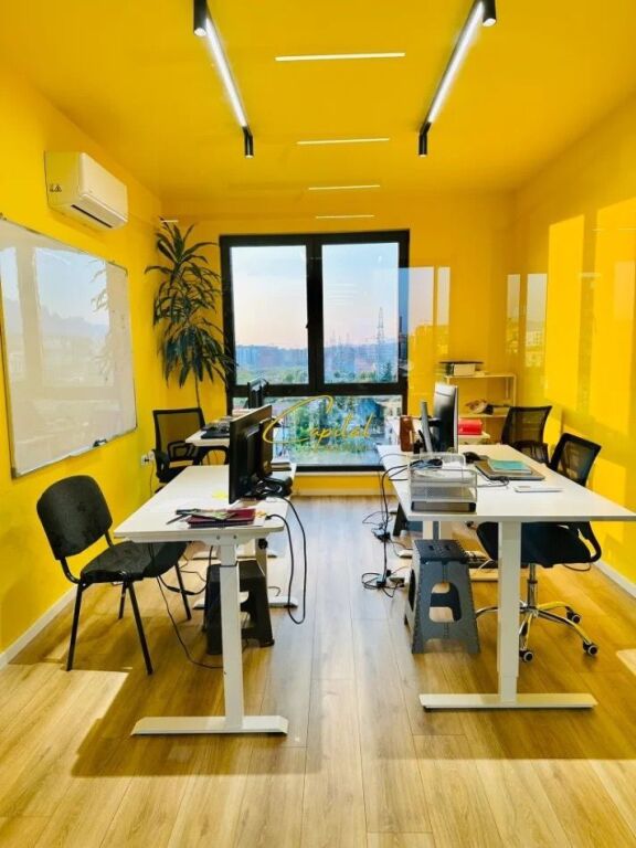 UFFICIO IN AFFITTO 220 M2 NUOVO BOULEVARD 1.700 EURO