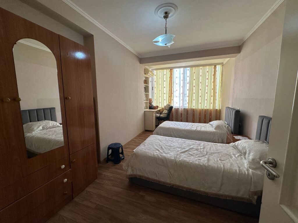 Shitet Apartament 3+1+2 , Astir - Pamja 6