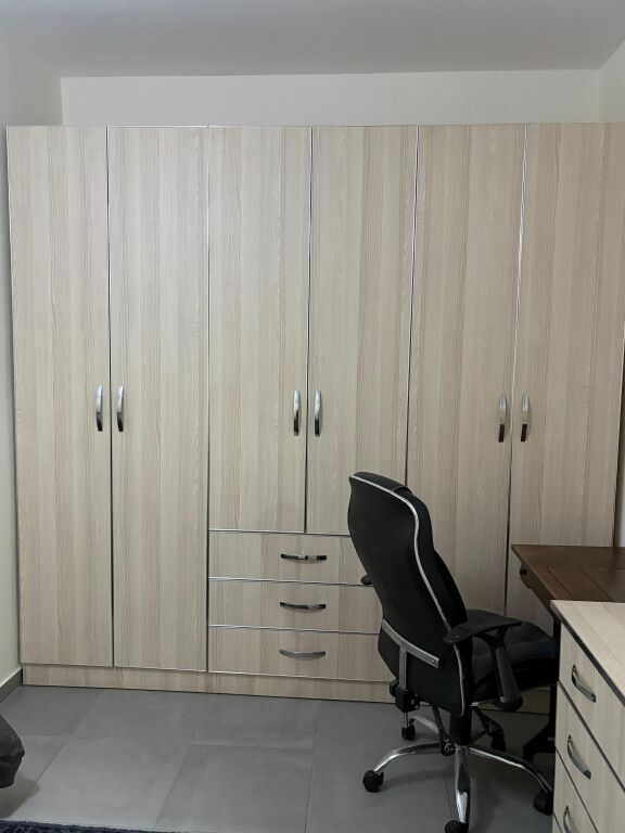Appartamento 1+1 in affitto vicino alla Scuola “2 Gjelat” – Durrës