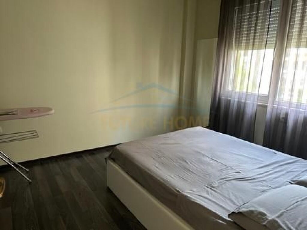 Shitet, Duplex 4+1+2+Oborr, Lura 2, Gjiri I Lalëzit.