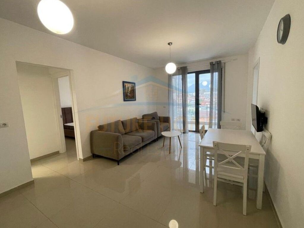 Shitet, Apartament 2+1, "Residenca Alba", 21 Dhjetori.