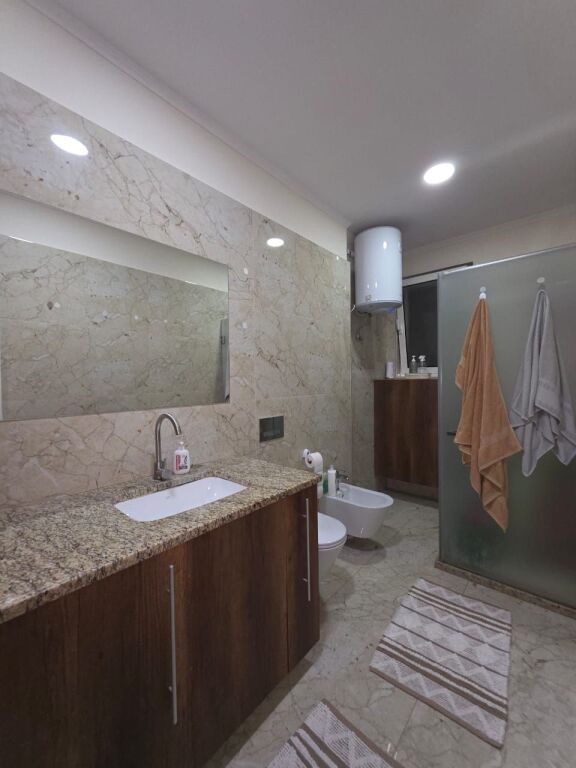 Shitet Apartament 2+1+2 tek Kompleksi Panorama – pranë Hotel Prestige &amp; Hipotekës së Tiranës