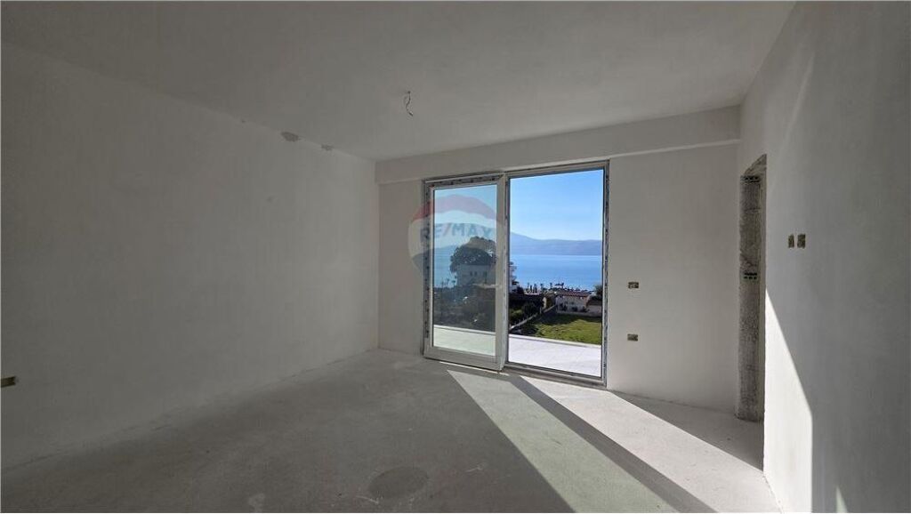 🌊 APARTAMENTE 1+1 NË SHITJE – RRADHIMË, VLORË ✨