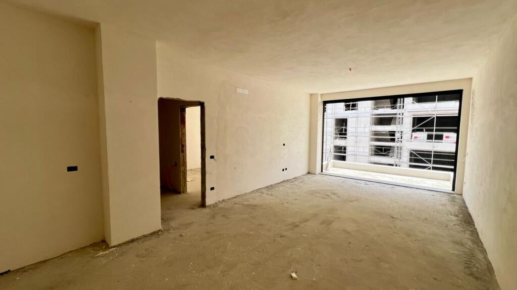 IN VENDITA: 1+1📍Giardino Zoologico (Complesso Mateo 2) - 150.000€ - Sup. 82m² - Orientamento Pieno Sole: Sud🌞 || Vicino al Lago Artificiale - Zona Elite✨️