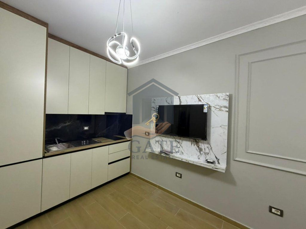 For sale, Studio apartment, At Shkëmbi i Kavajës, Near Hotel Majestic.