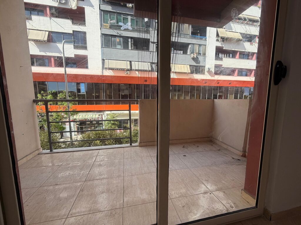 🏠Shitet Apartamenti 2+1+2📍Yzberisht , KMY , Kompleksi ET88