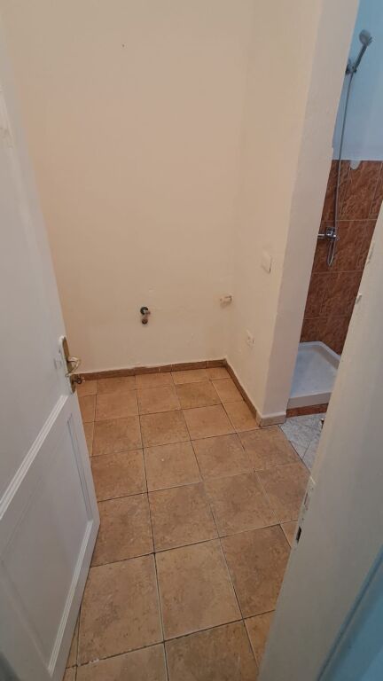 Shitet Apartment Durres