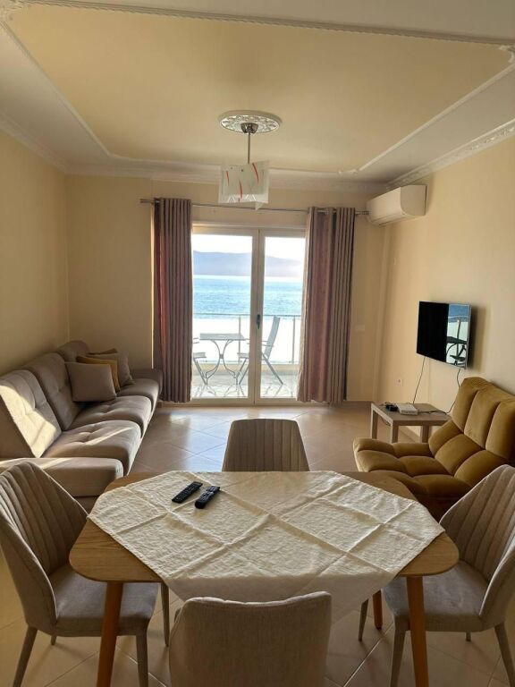 Appartamento con vista mare in affitto a lungo termine Lungomare Vlore