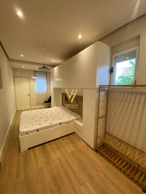AFFITTASI APPARTAMENTO 1+1+VERANDA VICINO AL GIARDINO BOTANICO 550 EURO