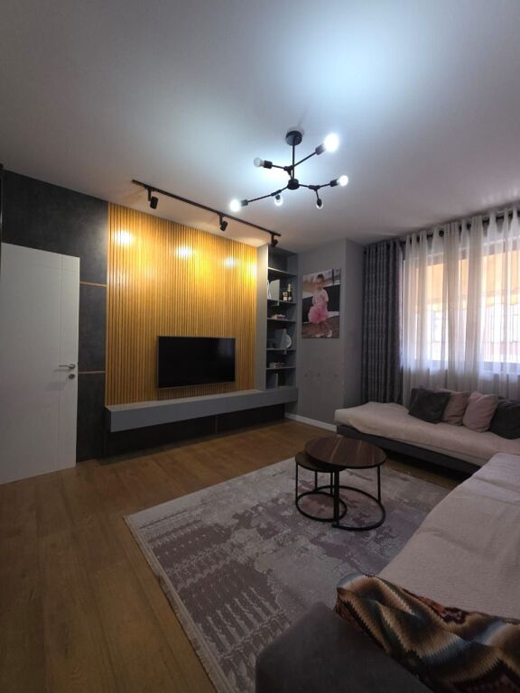 Shitet Apartament 2+1+2 tek Kompleksi Panorama – pranë Hotel Prestige &amp; Hipotekës së Tiranës