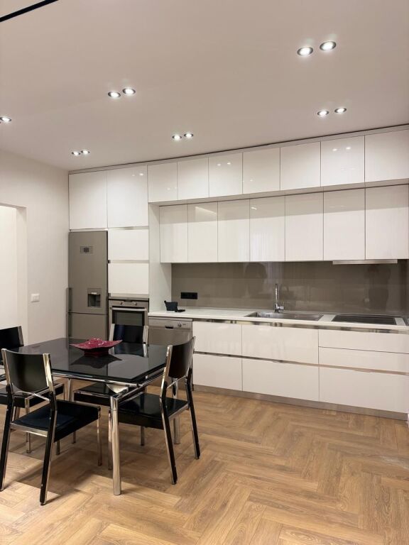 Pazari i Ri - Apartment 2+1 for rent