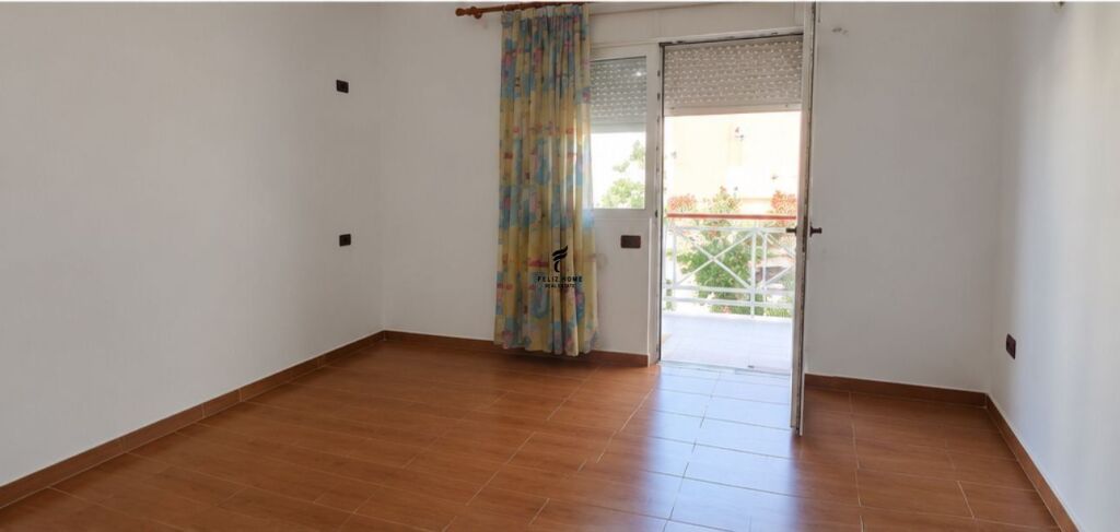 APARTAMENT ME QERA 2+1+2 BLLOK 1.000 EURO FH-73994