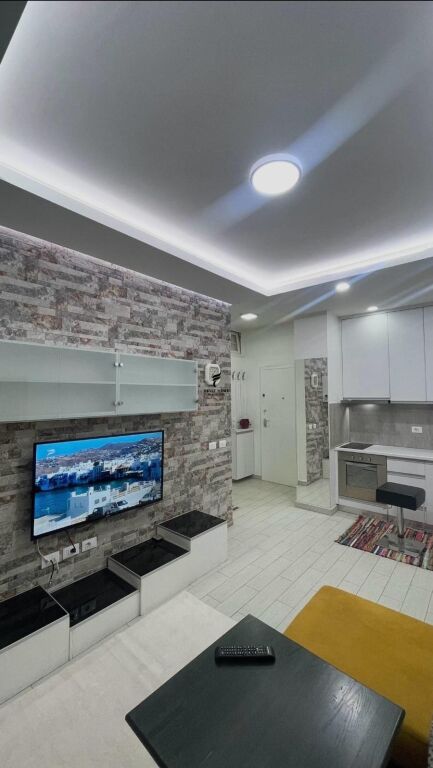 APPARTAMENTO IN AFFITTO 1+1 COMUNE DI PARIGI 65.000 LEKE FH-73817