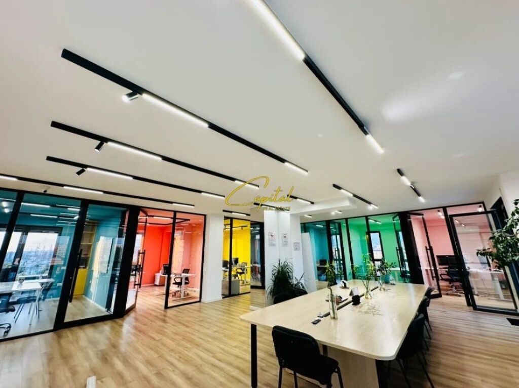 UFFICIO IN AFFITTO 220 M2 NUOVO BOULEVARD 1.700 EURO