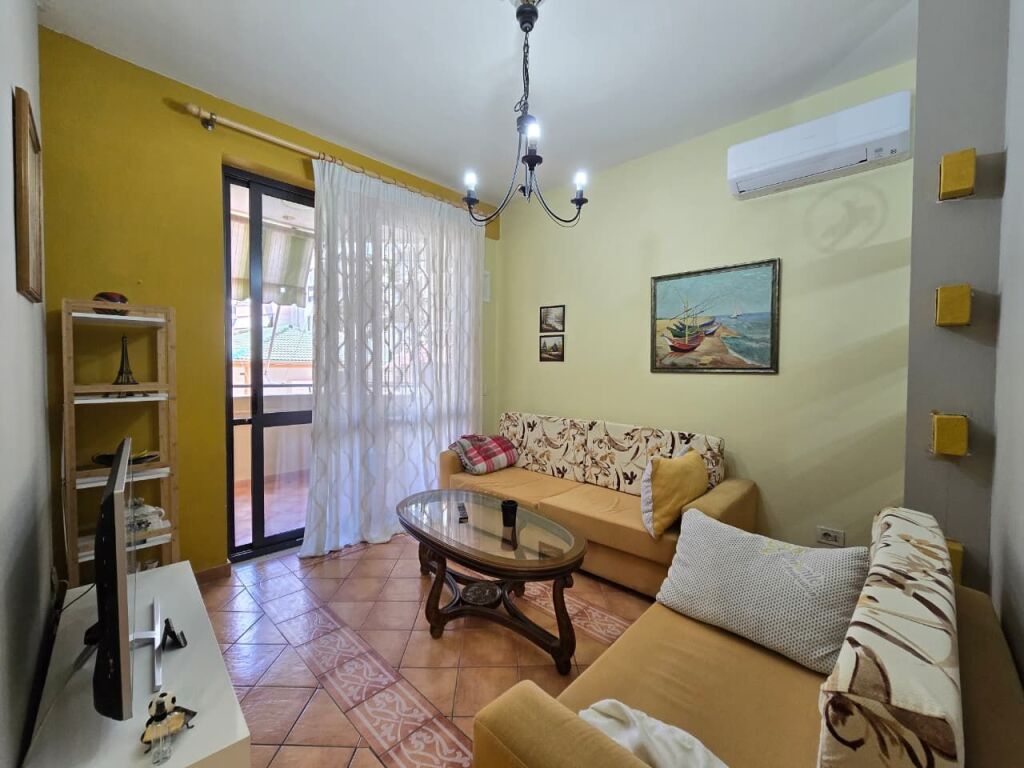 Apartment - For Rent 2+1 - Commune of Paris