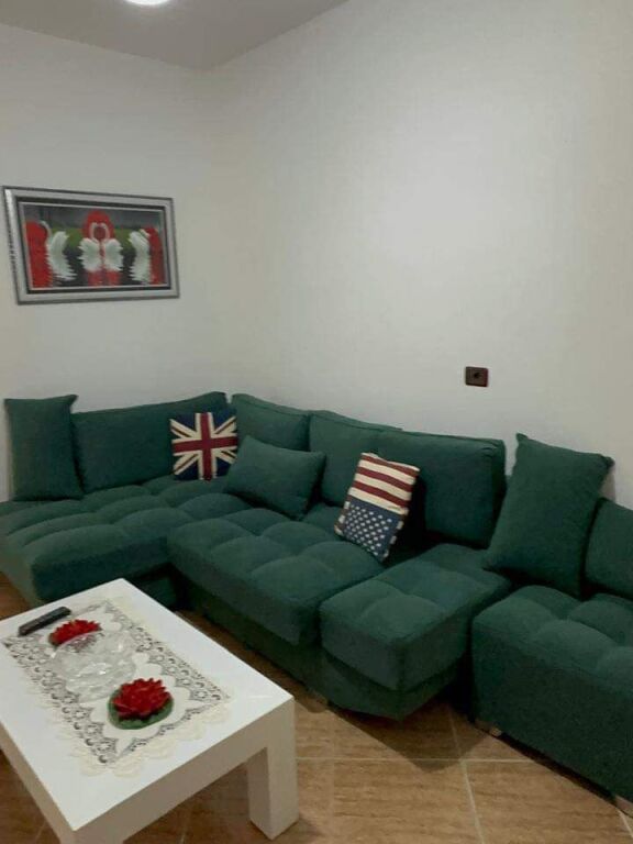 SHITET APARTAMENT 1+1 TEK UJËSJELLËSI , DURRËS