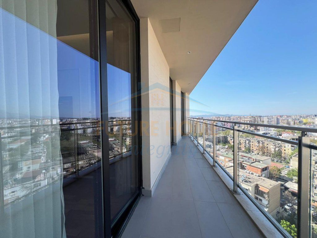 Shitet apartament 2+1 Golden Tower Mine Peza
