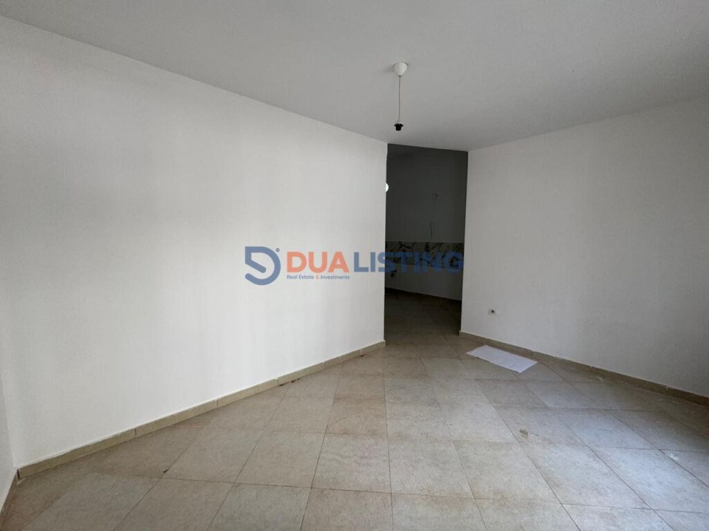 AMBIENT BIZNESI PER SHITJE NE ASTIR