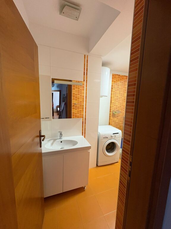 Jepet me Qera Apartament 2+1 Kodra e Diellit