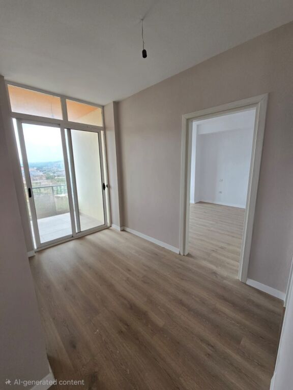 🏡 Shitet apartament 2+1+2 me verandë të madhe tek Kompleksi Fratari