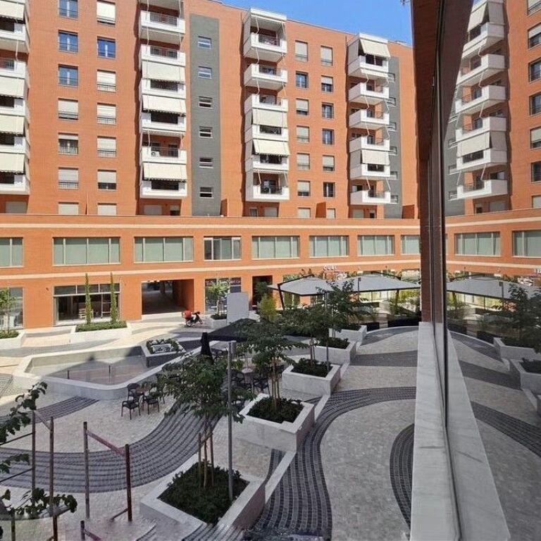 🏢✨ Ufficio Premium 970 m² in Affitto – Complesso Delijorgji ✨🏢