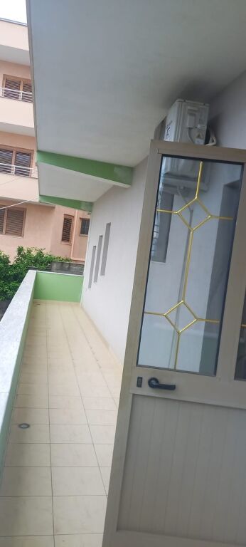 2+1,floor villa,American villas,price 450 thousand lek