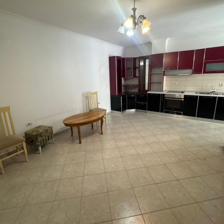 🏡✨ Shitet Apartament 2+1 – Dy Palmat ✨🏡