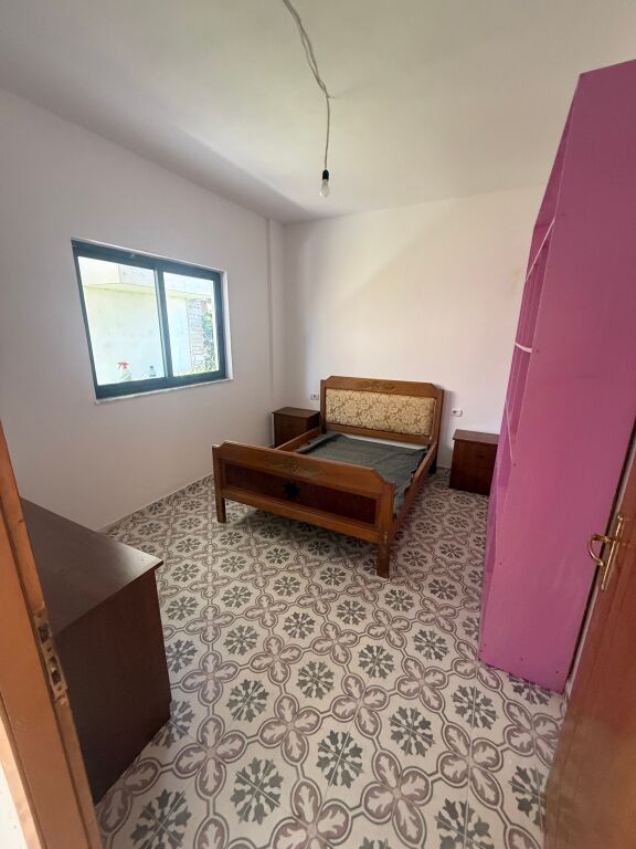 First floor private house for rent is given