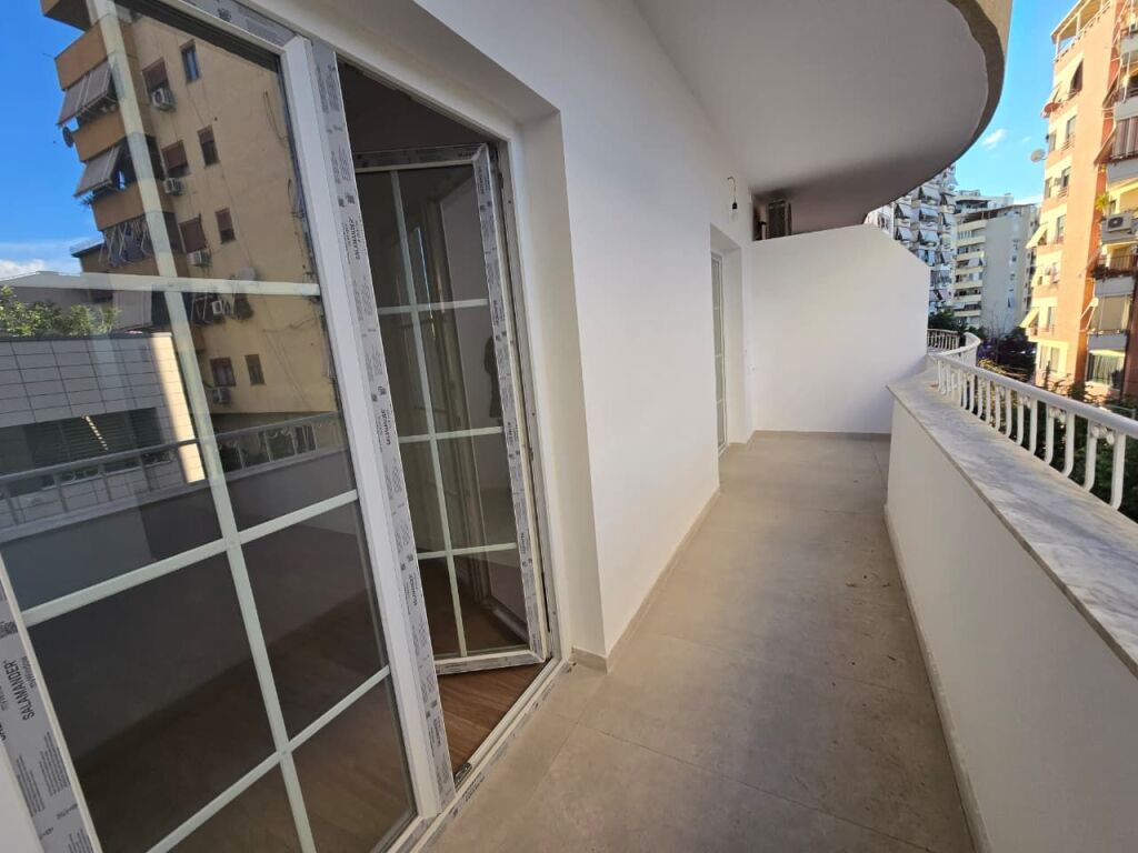 Apartament / Zyre 2+1+Blk me Qira ne Rr e Bogdaneve