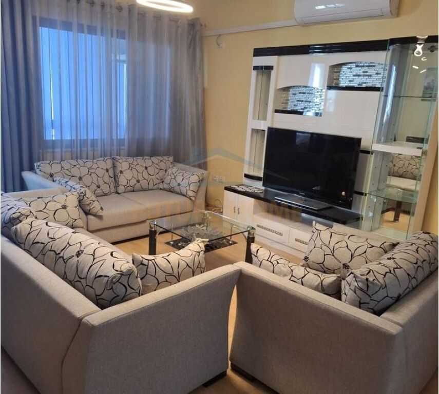Shitet, Apartament 2+1, Yzberisht