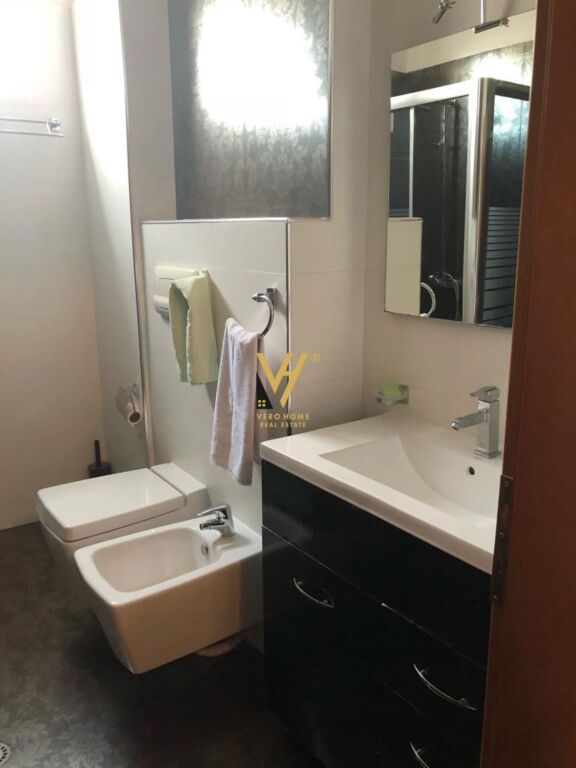 SHITET APARTAMENT 2+1 TE RRUGA E DIBRES 172.000 EURO