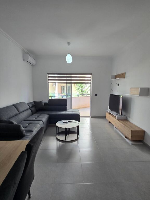 IN VENDITA: SUPER APPARTAMENTO 1+1 / Tushemisht – Pogradec