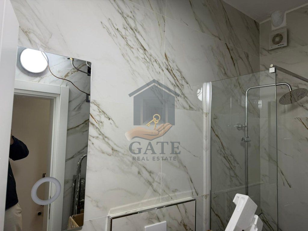 For sale, Studio apartment, At Shkëmbi i Kavajës, Near Hotel Majestic.
