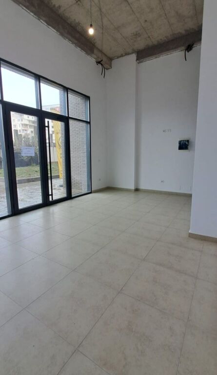 🏢 IN AFFITTO | NEGOZIO / UNITÀ COMMERCIALE – ASTIR ✨🔥