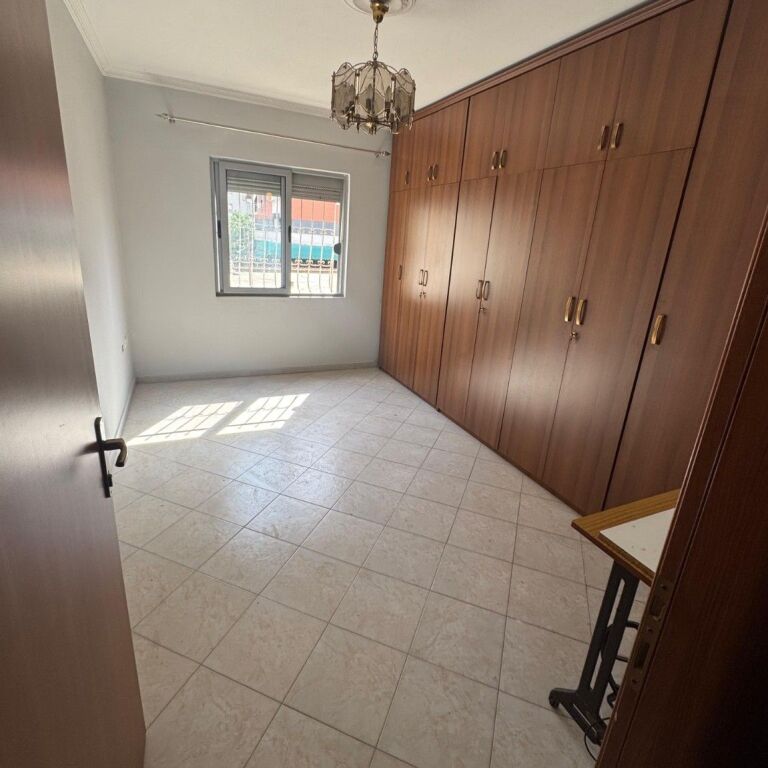 🏡✨ Shitet Apartament 2+1 – Dy Palmat ✨🏡