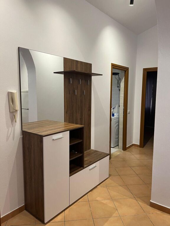 Jepet me qera 3+1 📍Prane universitetit Marin Barleti , Selite