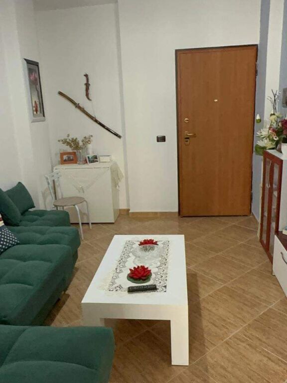 SHITET APARTAMENT 1+1 TEK UJËSJELLËSI , DURRËS