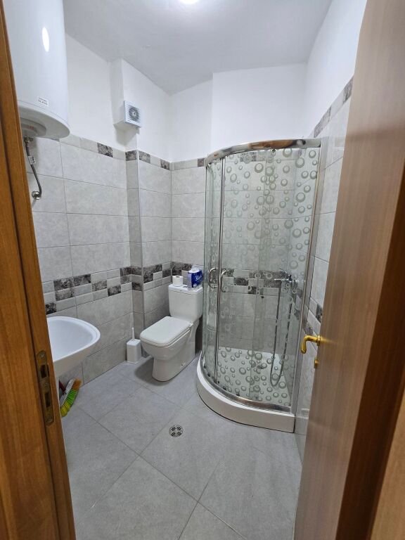 IN VENDITA: SUPER APPARTAMENTO 1+1 / Tushemisht – Pogradec