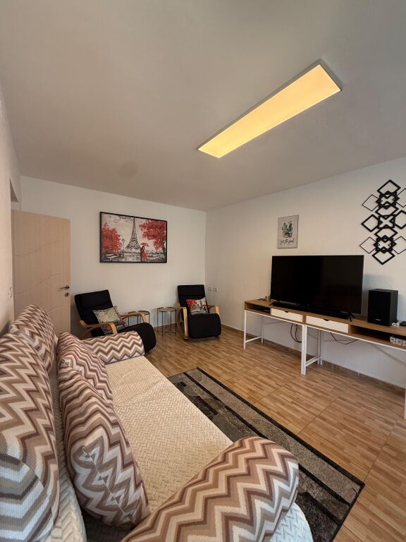 🏠 Shitet Apartament 1+1 📍 Myslym Shyr