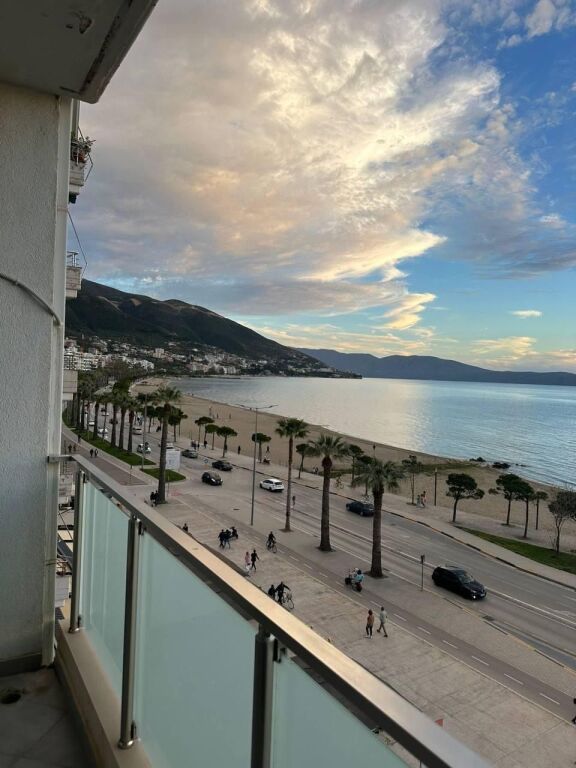 Appartamento con vista mare in affitto a lungo termine Lungomare Vlore